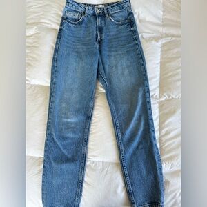 Zara women’s straight leg jeans